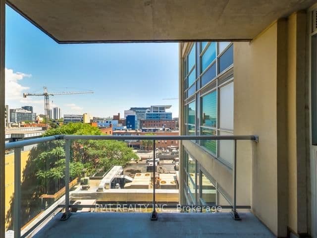 230 King Street E, Unit 803 thumbnail 28