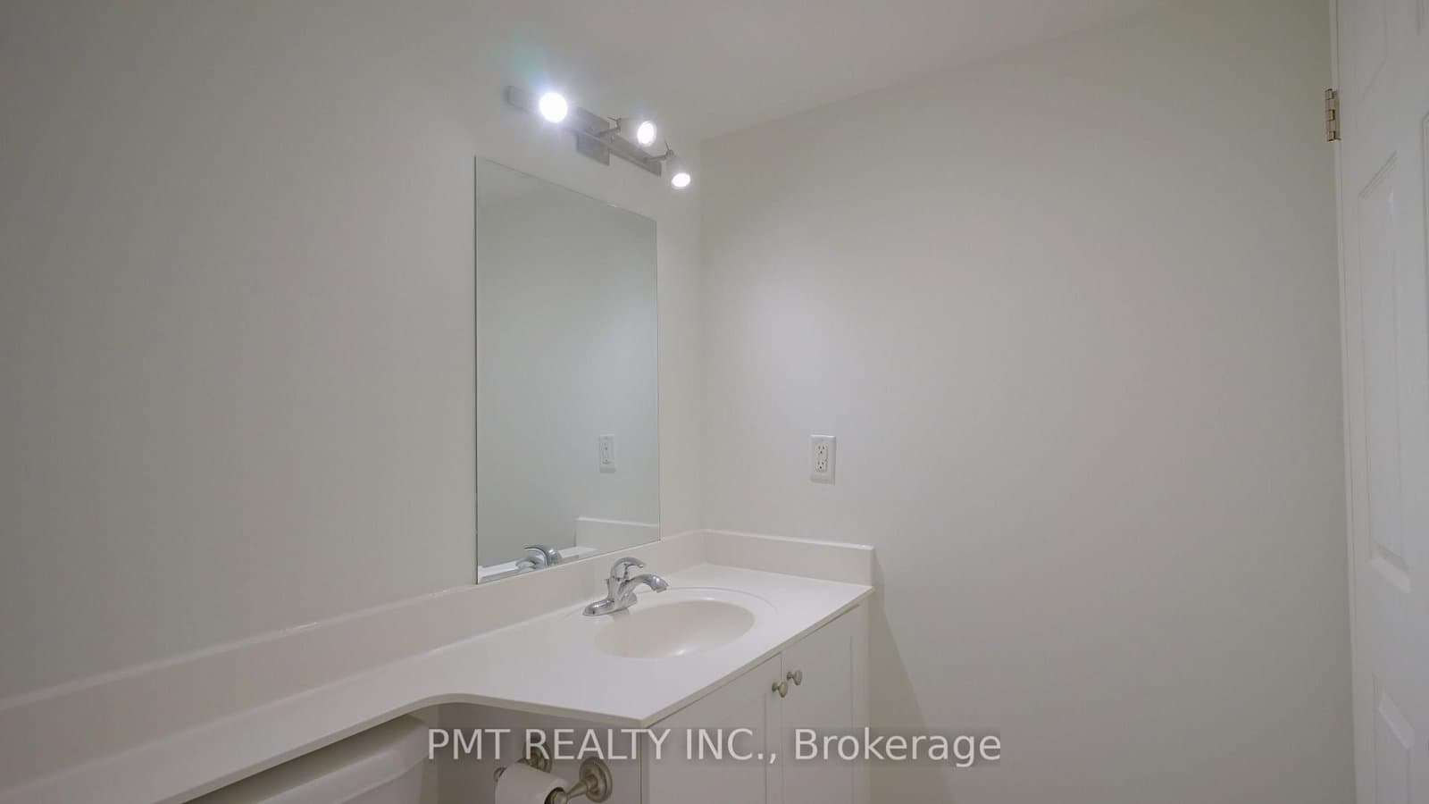 230 King Street E, Unit 803 thumbnail 40