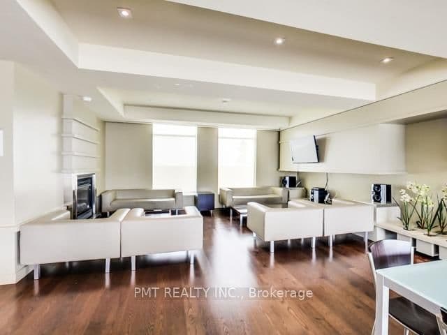 230 King Street E, Unit 803 thumbnail 7