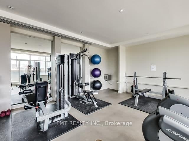 230 King Street E, Unit 803 thumbnail 9