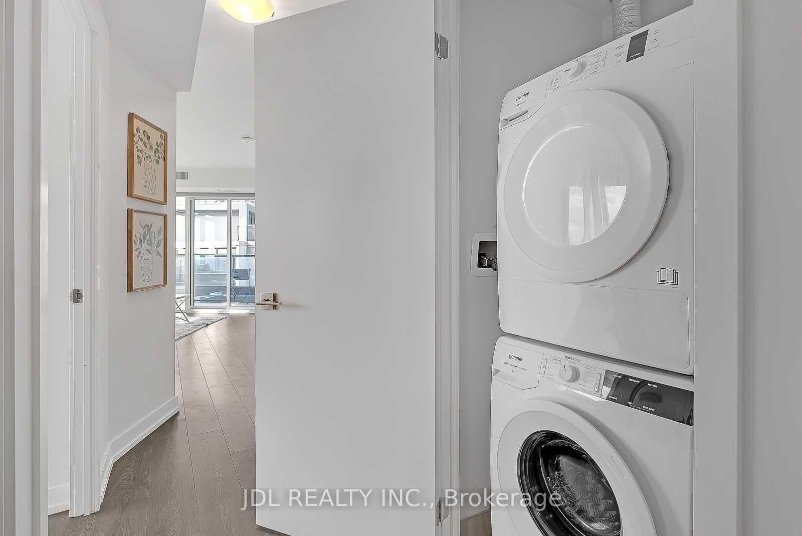 159 Wellesley Street E, Unit 1308 thumbnail 24