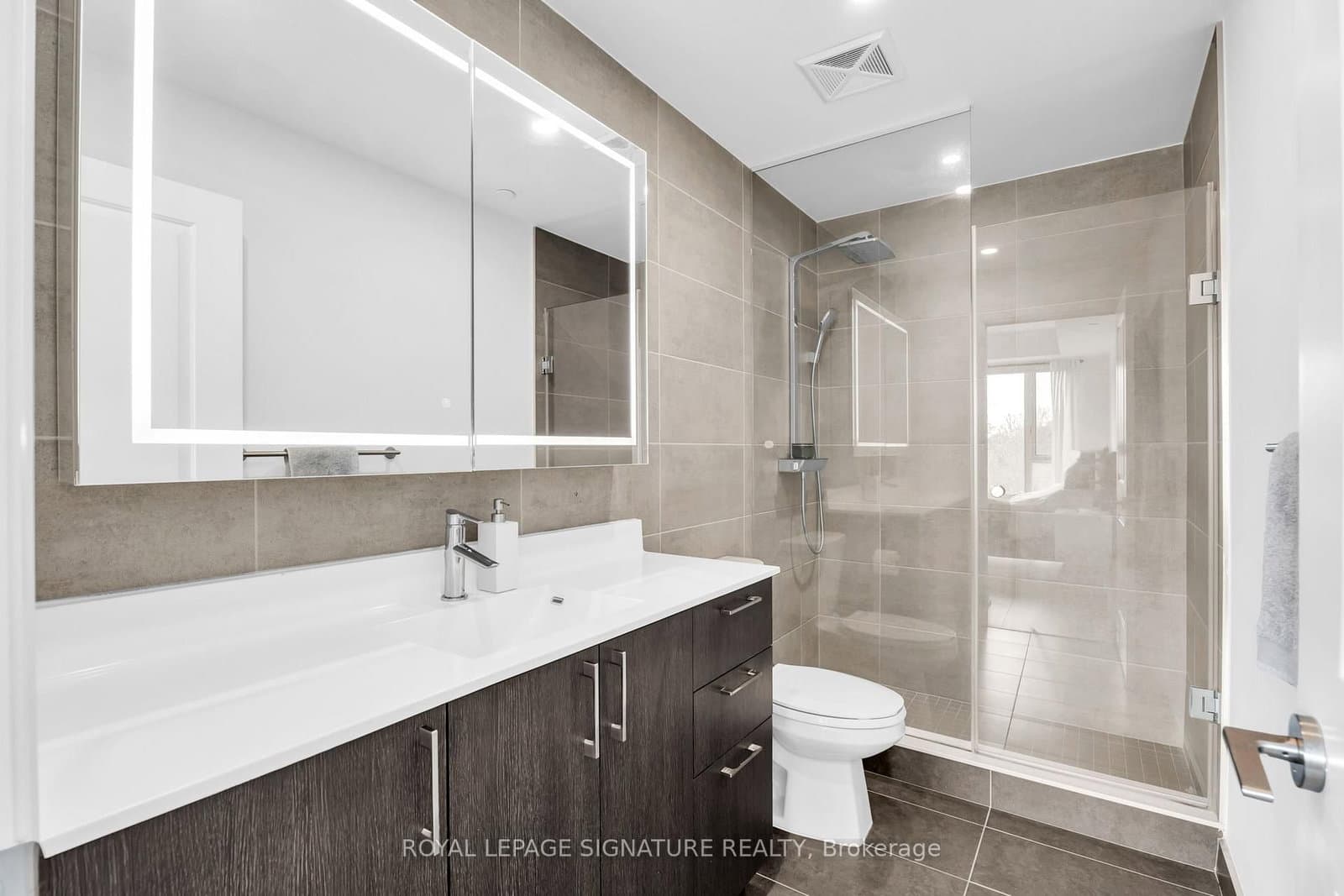 60 Ann O'Reilly Road, Unit 358 thumbnail 15