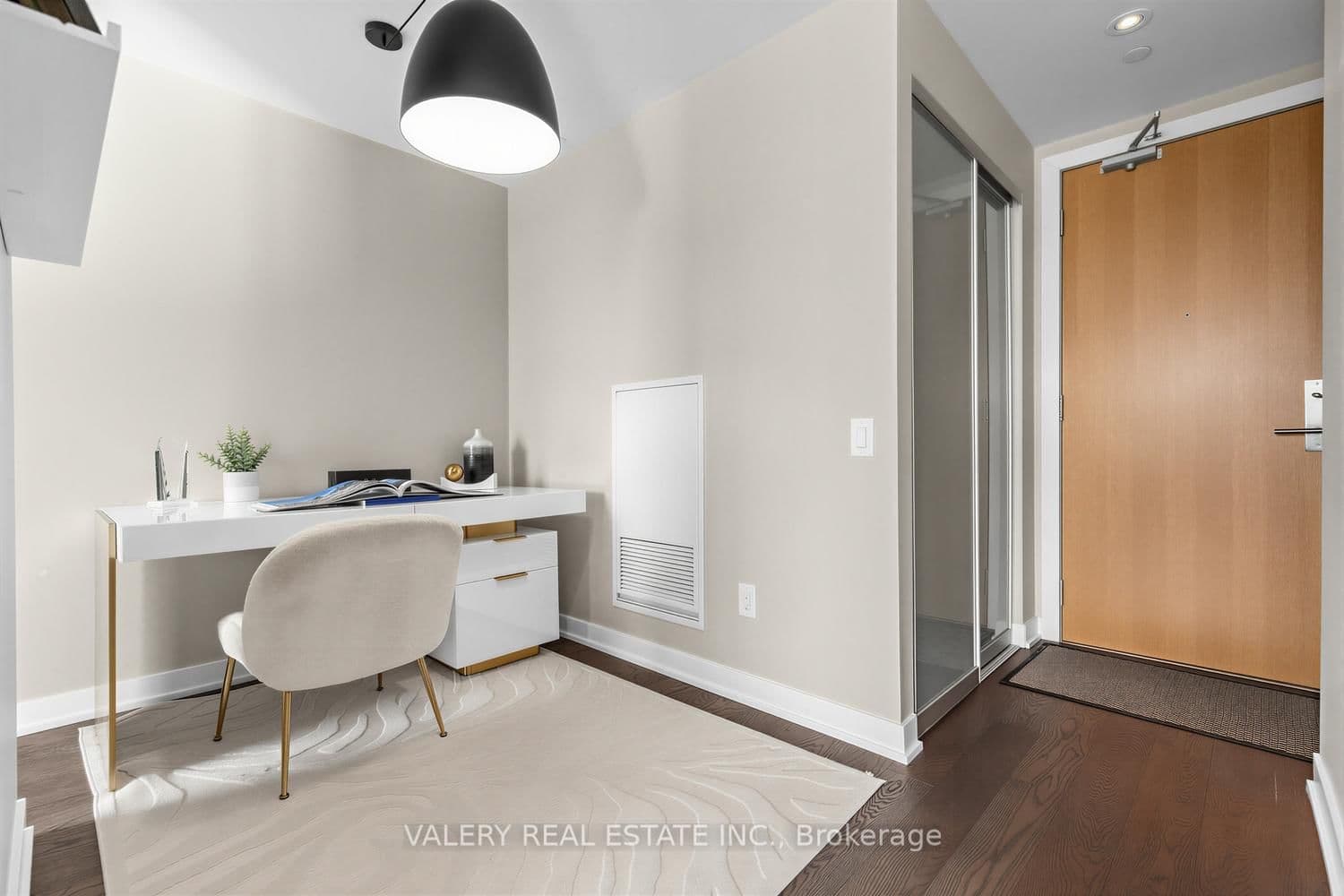 629 King Street W, Unit 1022 thumbnail 7