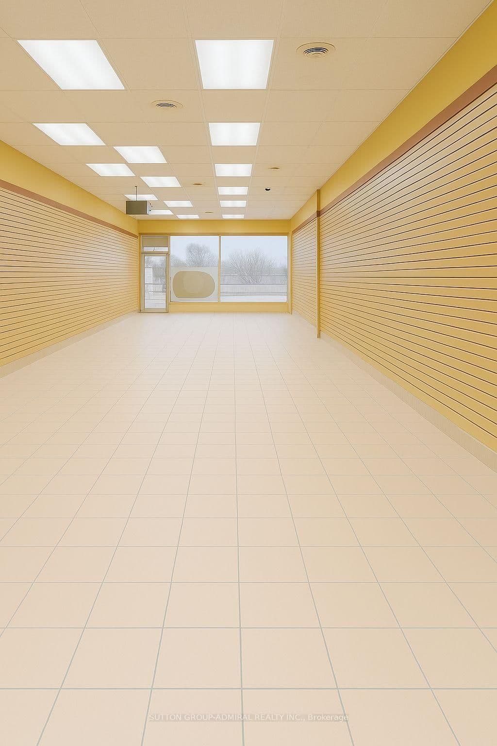 4949 Bathurst Street, Unit 3 thumbnail 2