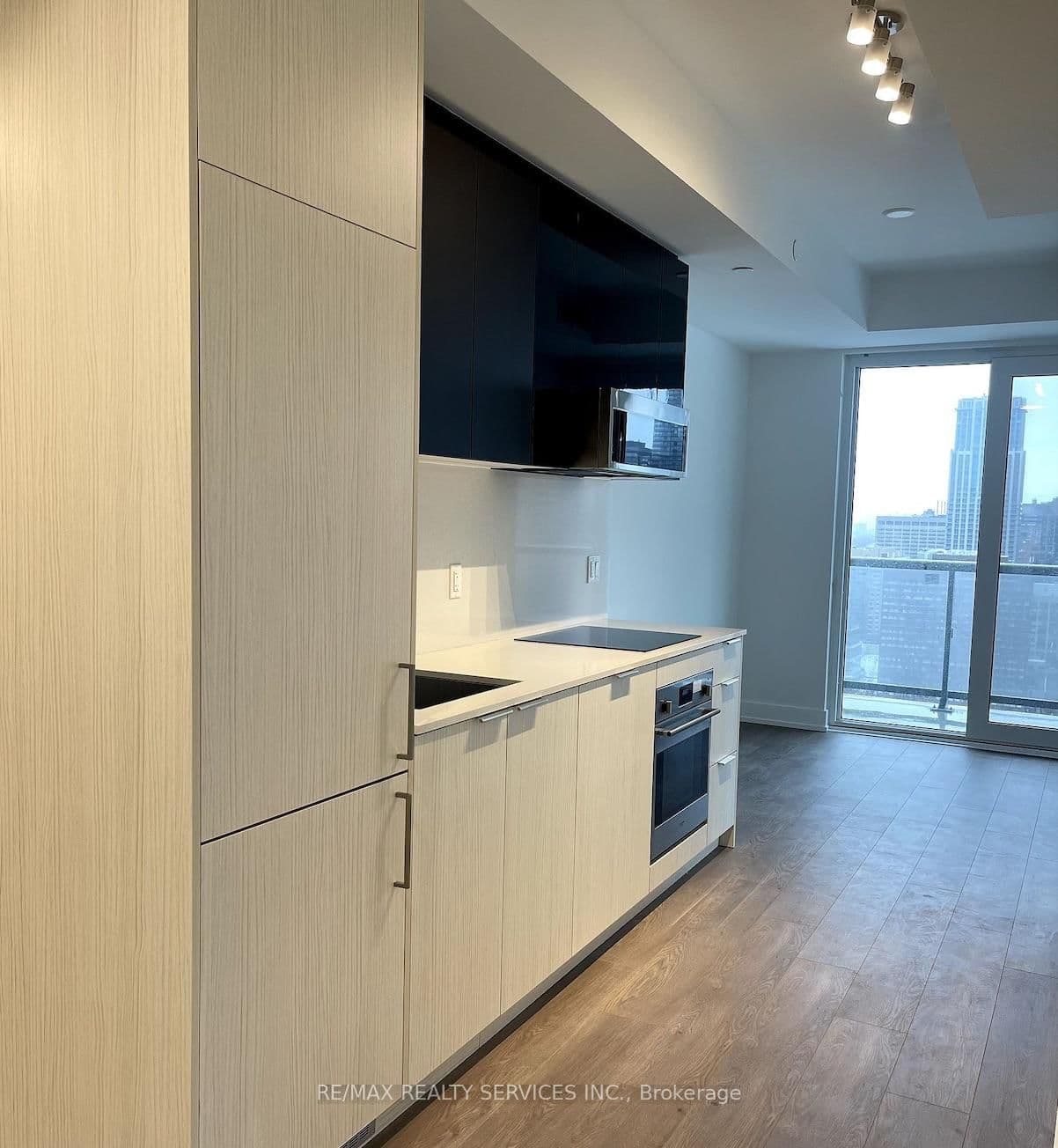 308 Jarvis Street, Unit 2505 thumbnail 8