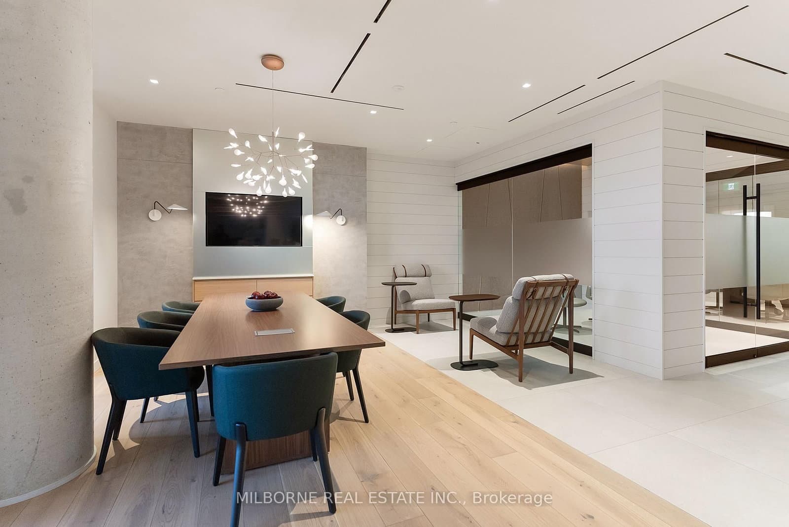 5 Defries Street, Unit 3110 thumbnail 4