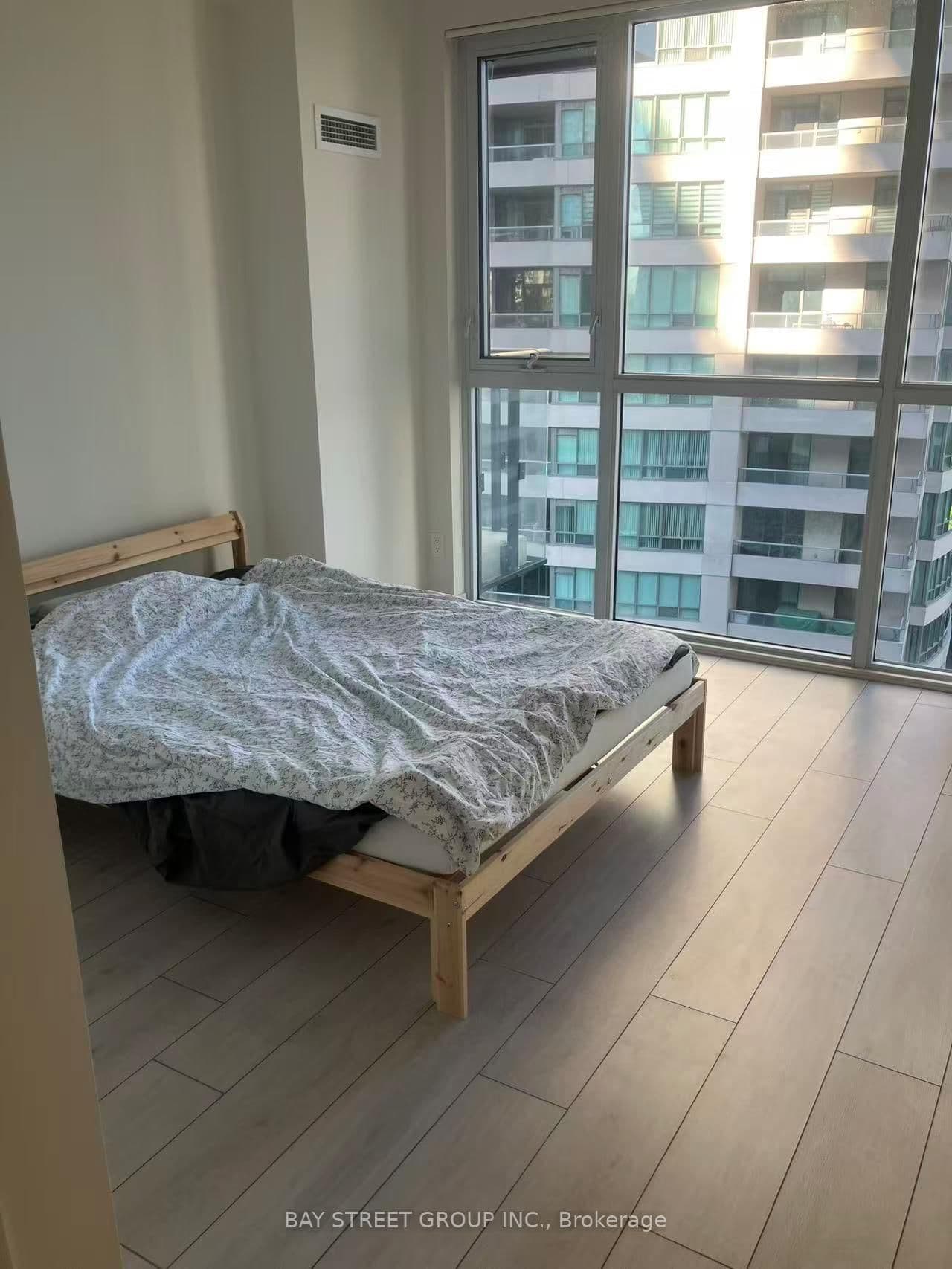 4955 Yonge Street, Unit 919 thumbnail 14