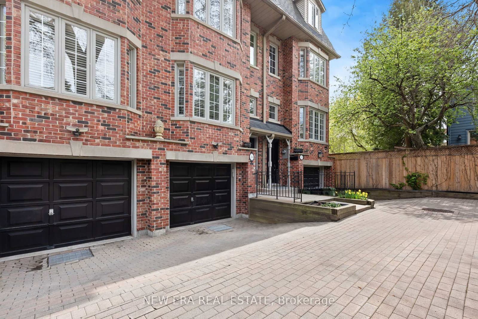 35 Spruce Street, Unit B thumbnail 2