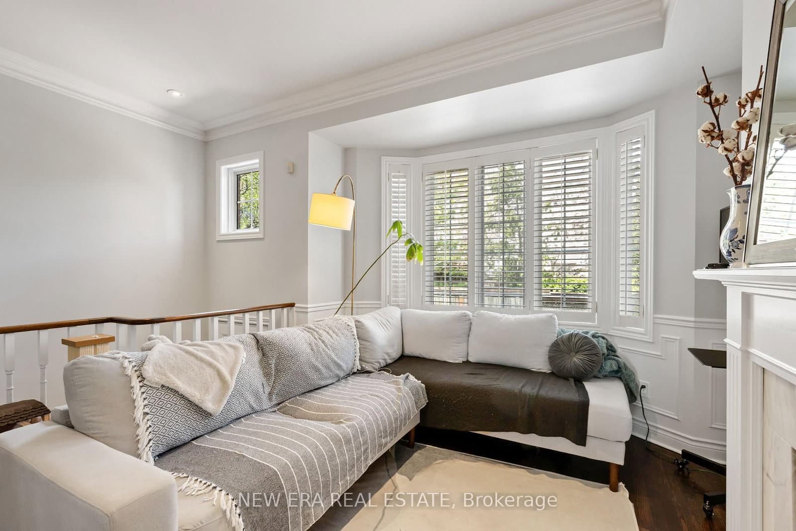 35 Spruce Street, Unit B thumbnail 8