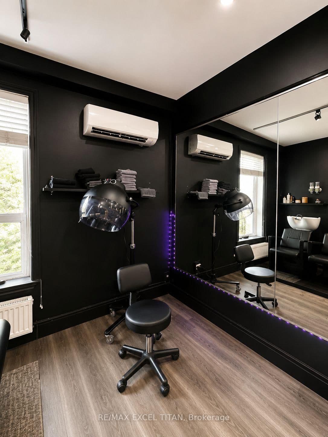 2481 Yonge Street E, Unit A thumbnail 6