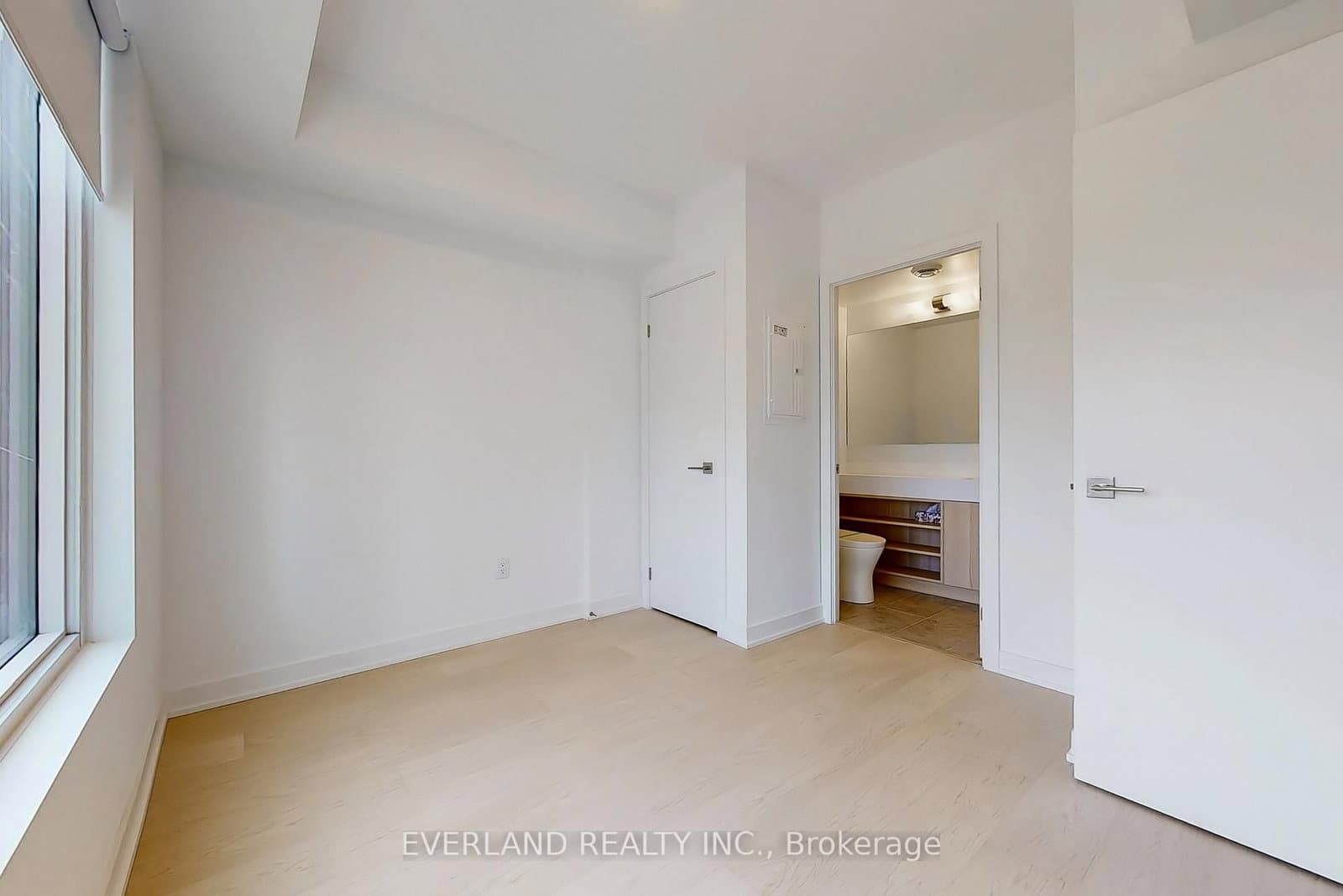 252 Church Street, Unit 2512 thumbnail 15