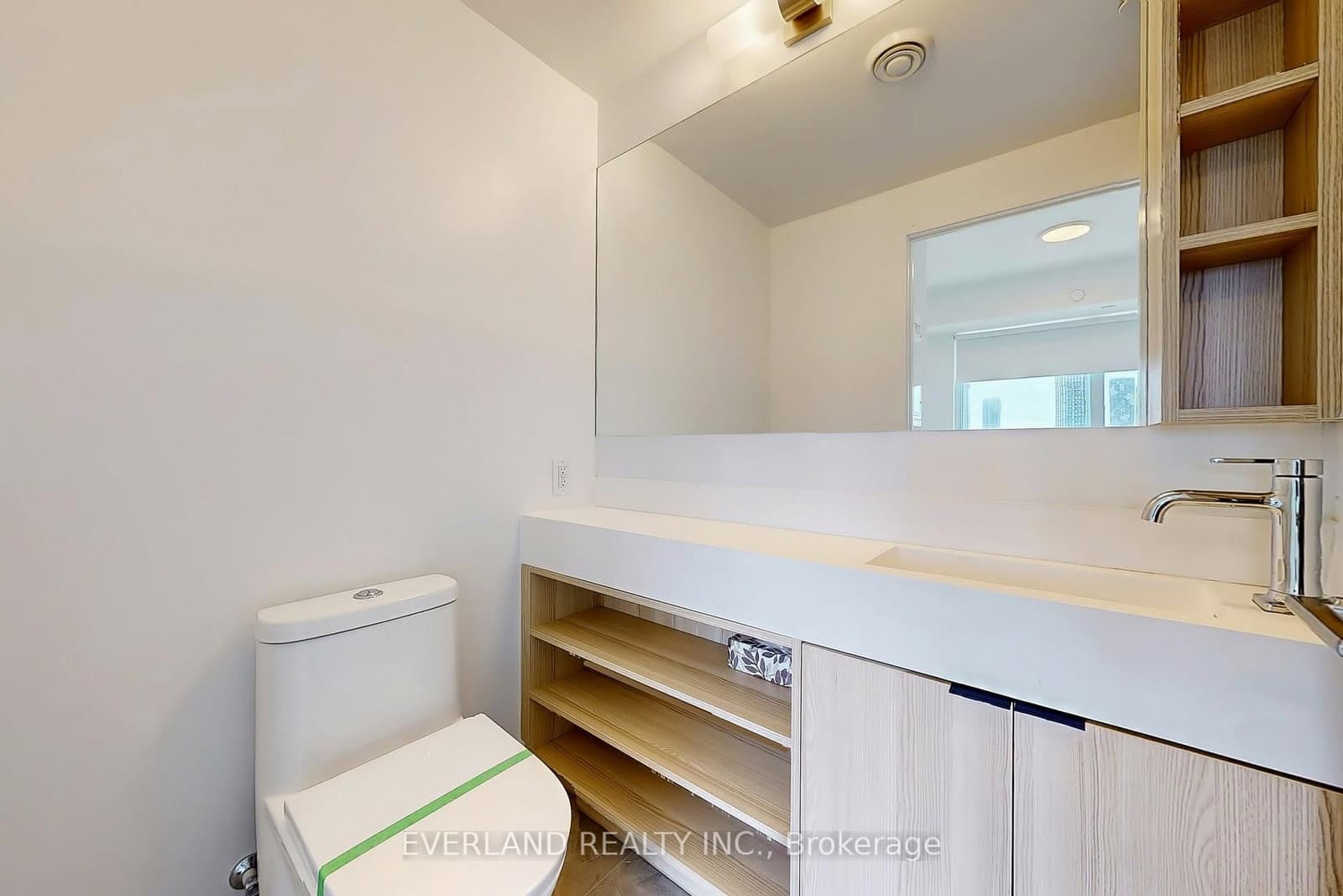 252 Church Street, Unit 2512 thumbnail 16