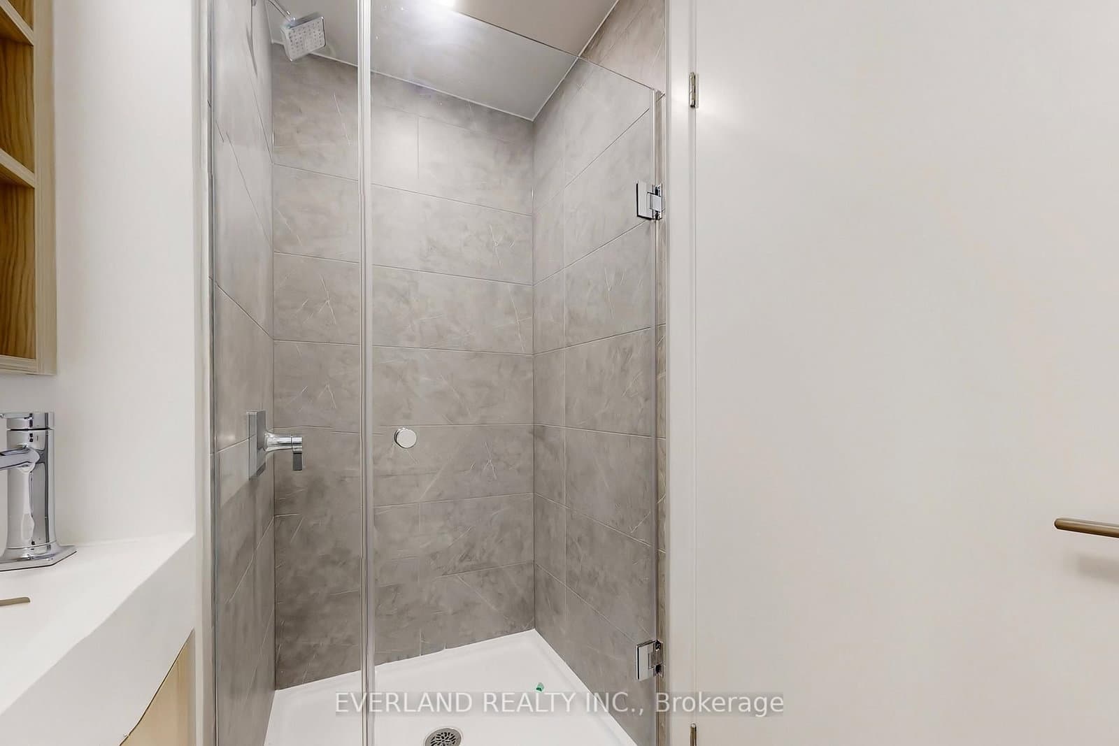 252 Church Street, Unit 2512 thumbnail 21