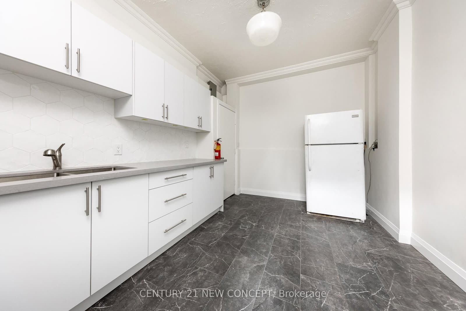 295 Queen Street E, Unit 2nd Floor thumbnail 14
