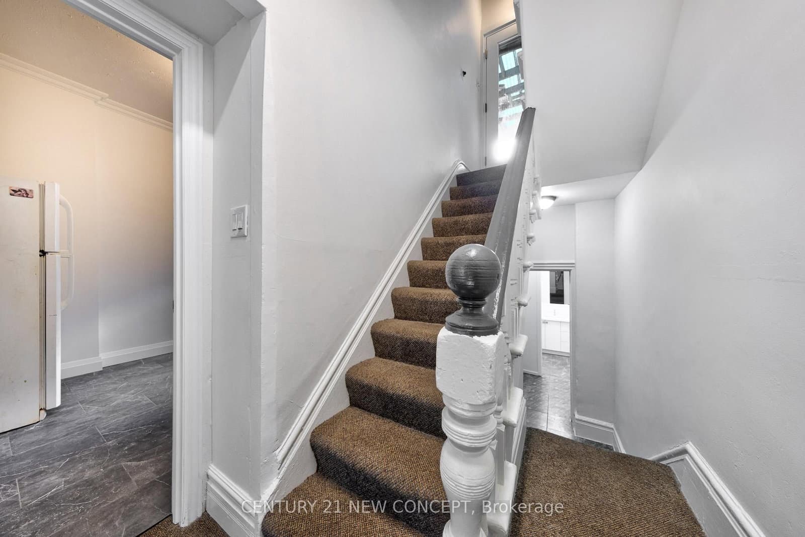 295 Queen Street E, Unit 2nd Floor thumbnail 17