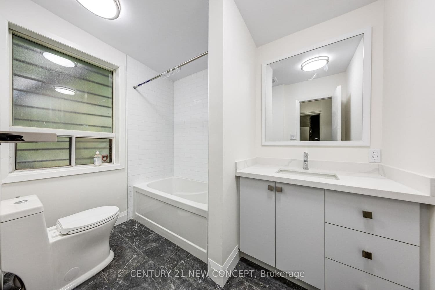 295 Queen Street E, Unit 2nd Floor thumbnail 24