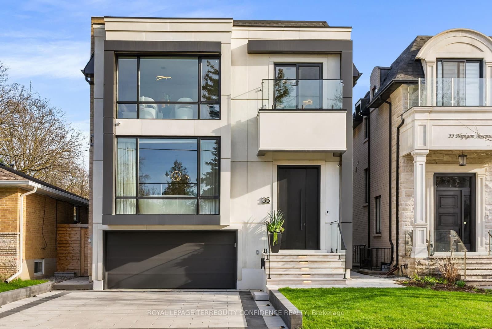 35 Nipigon Avenue - Image 1
