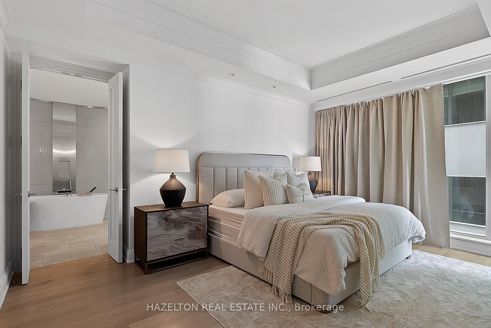 206 Bloor Street W, Unit 1402 thumbnail 22