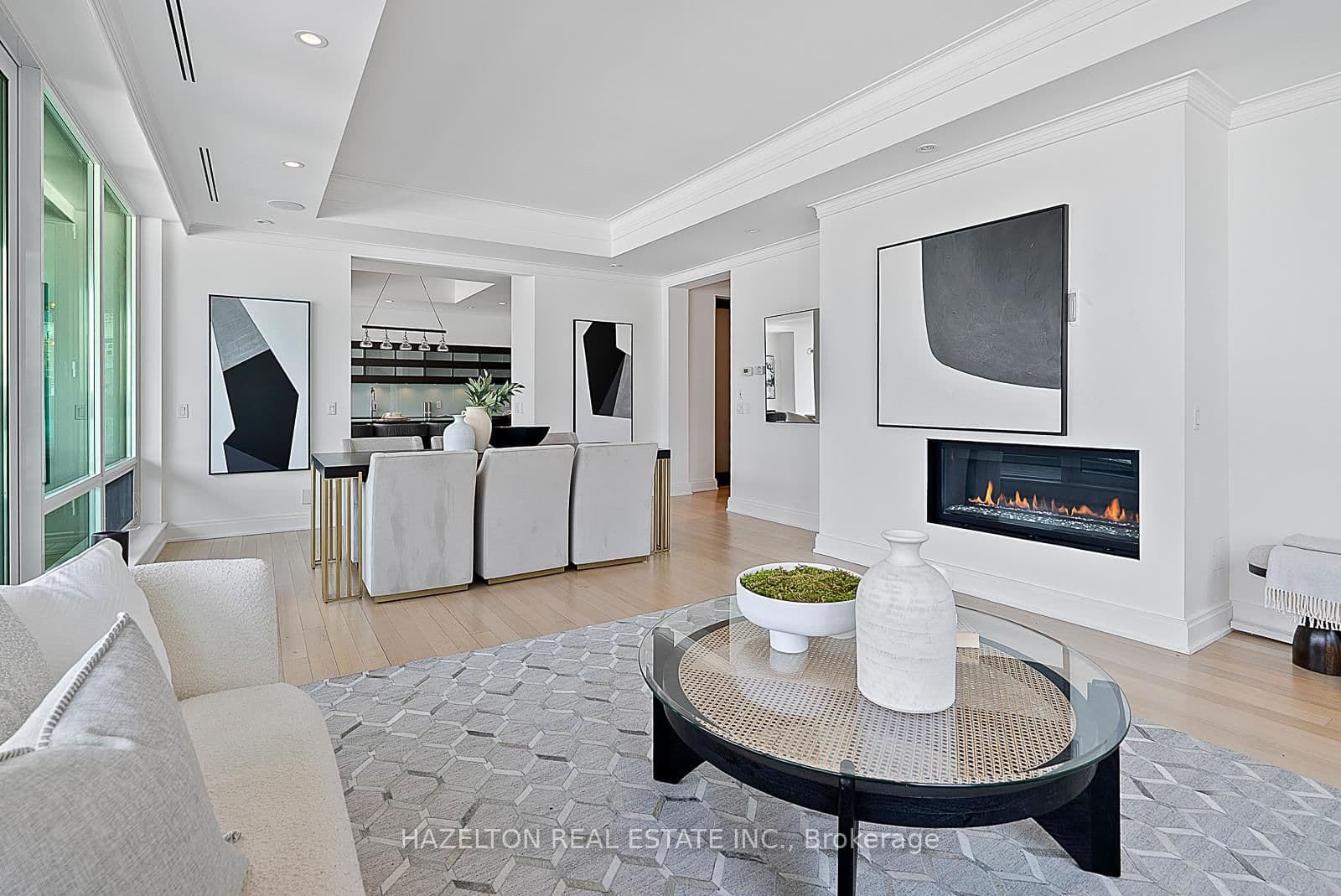 206 Bloor Street W, Unit 1402 thumbnail 8