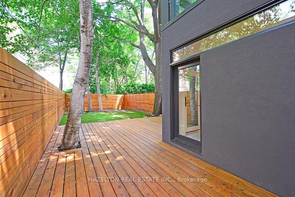 12 Webster Avenue thumbnail 33