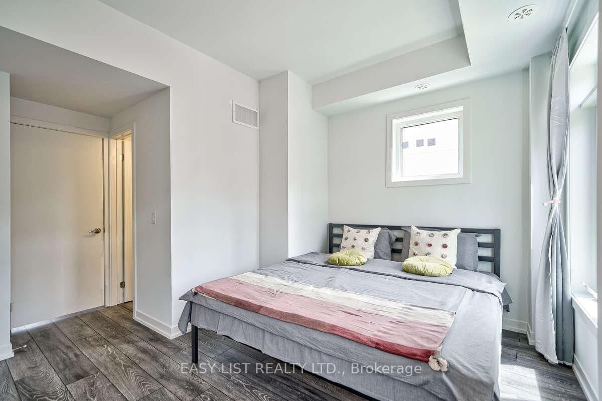 27 Spruce Pines Crescent thumbnail 10