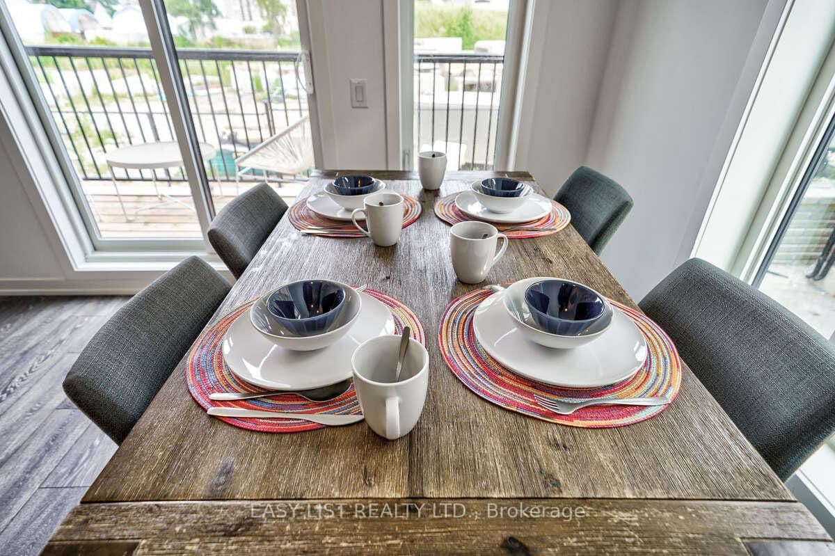 27 Spruce Pines Crescent thumbnail 18