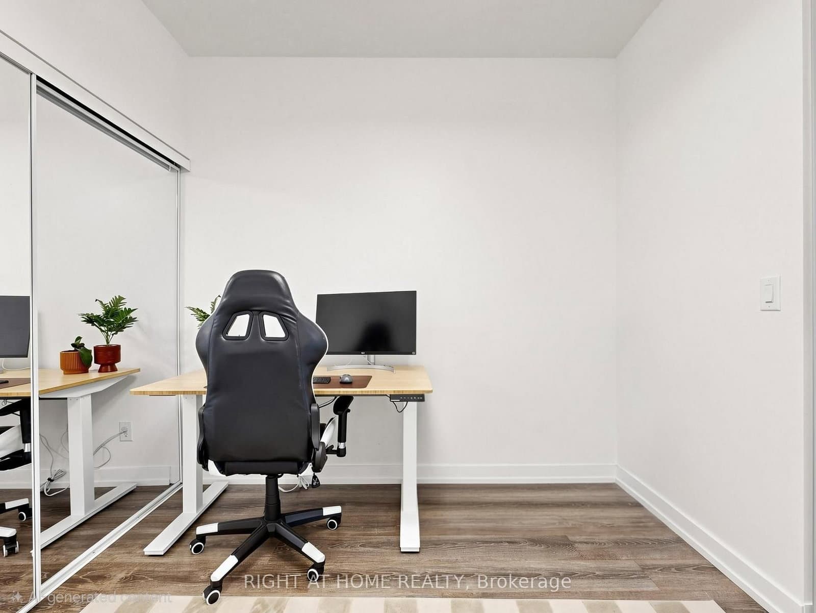 200 Sackville Street, Unit 714 thumbnail 14