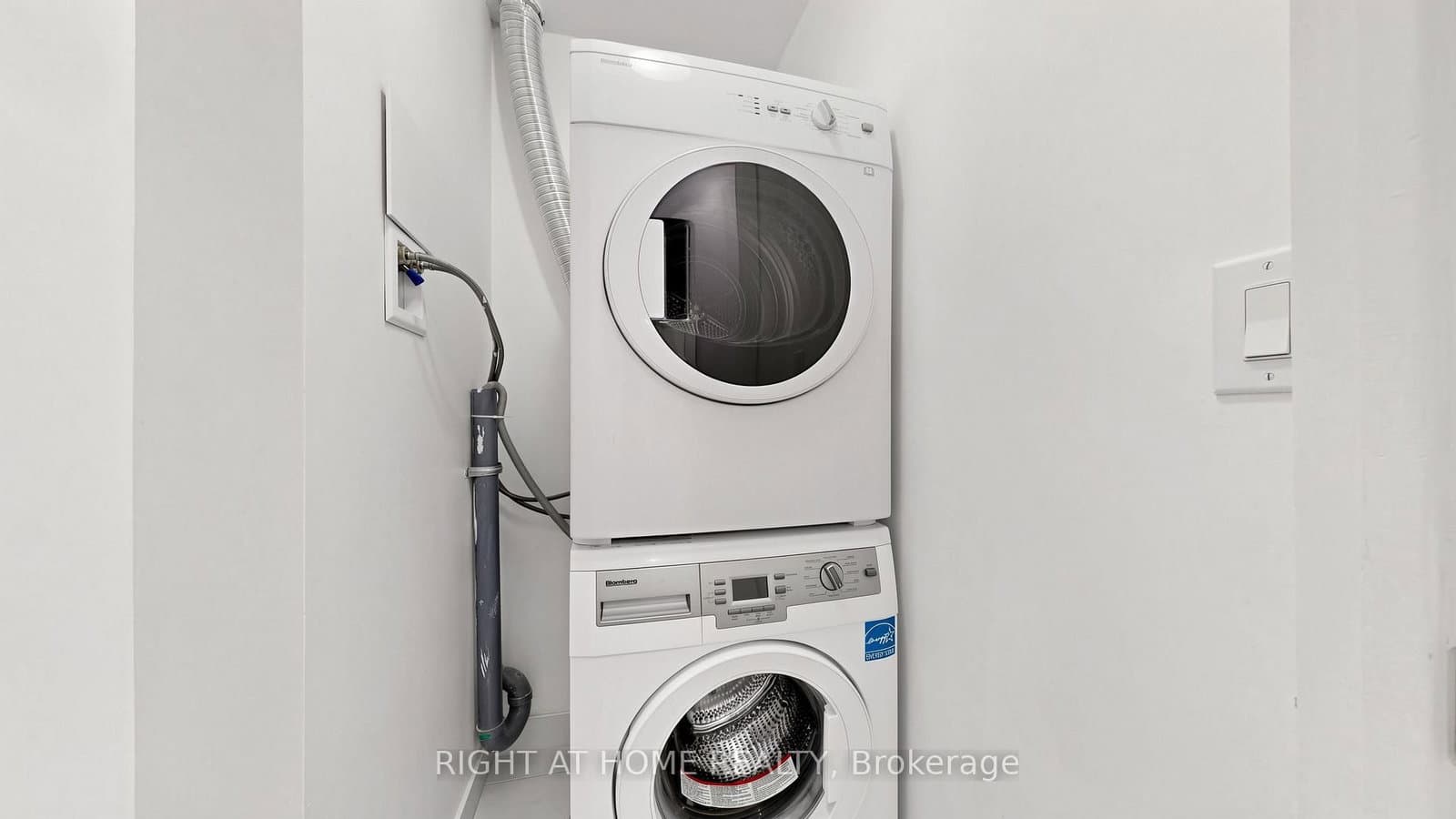 200 Sackville Street, Unit 714 thumbnail 17