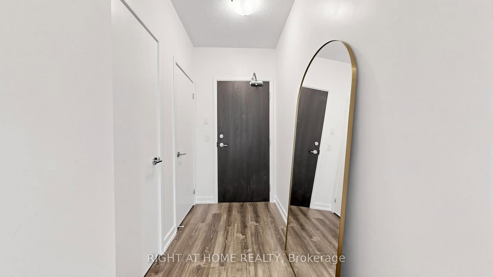 200 Sackville Street, Unit 714 thumbnail 18