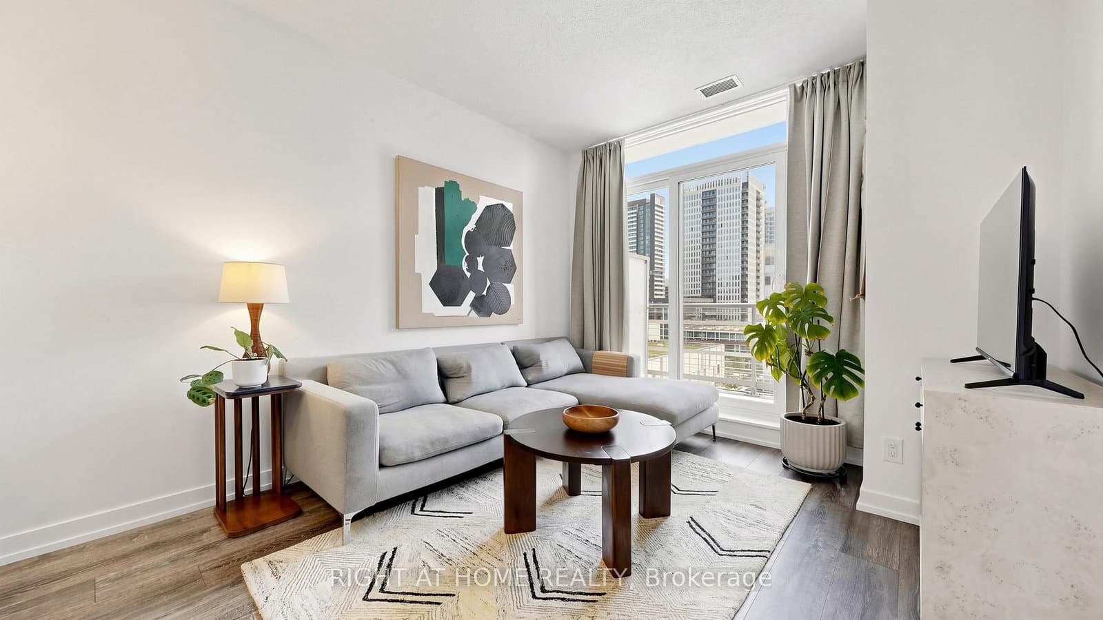 200 Sackville Street, Unit 714 thumbnail 2