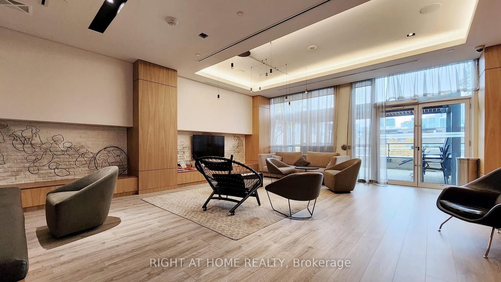200 Sackville Street, Unit 714 thumbnail 24