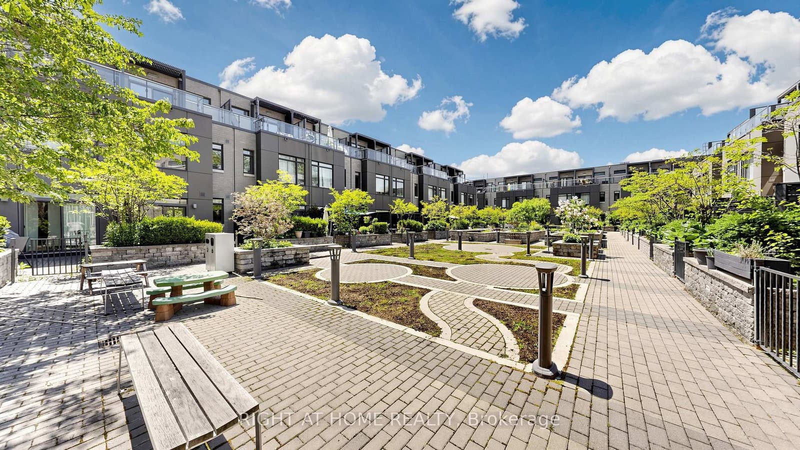 200 Sackville Street, Unit 714 thumbnail 25