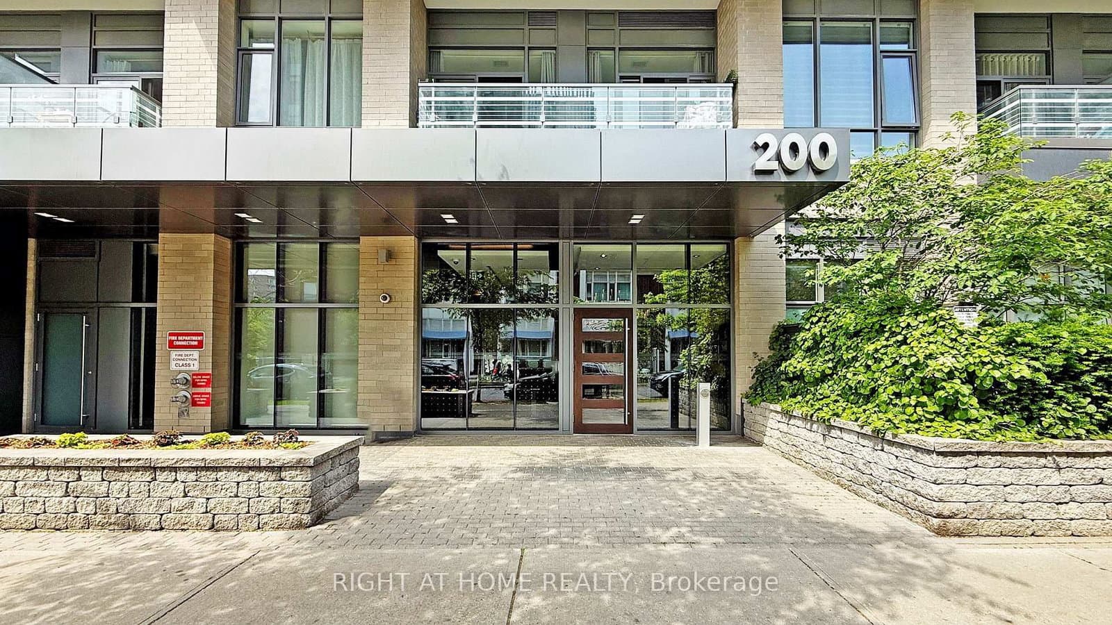 200 Sackville Street, Unit 714 thumbnail 29