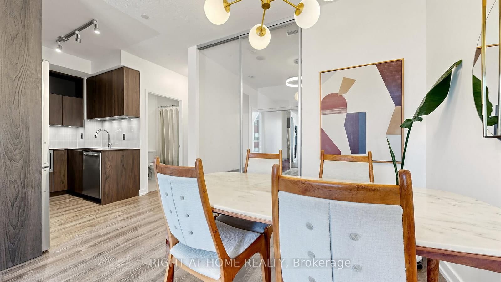 200 Sackville Street, Unit 714 thumbnail 6