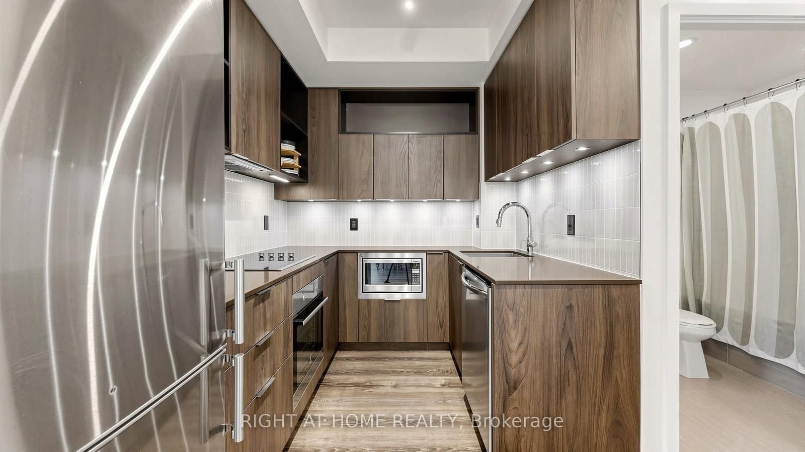200 Sackville Street, Unit 714 thumbnail 7