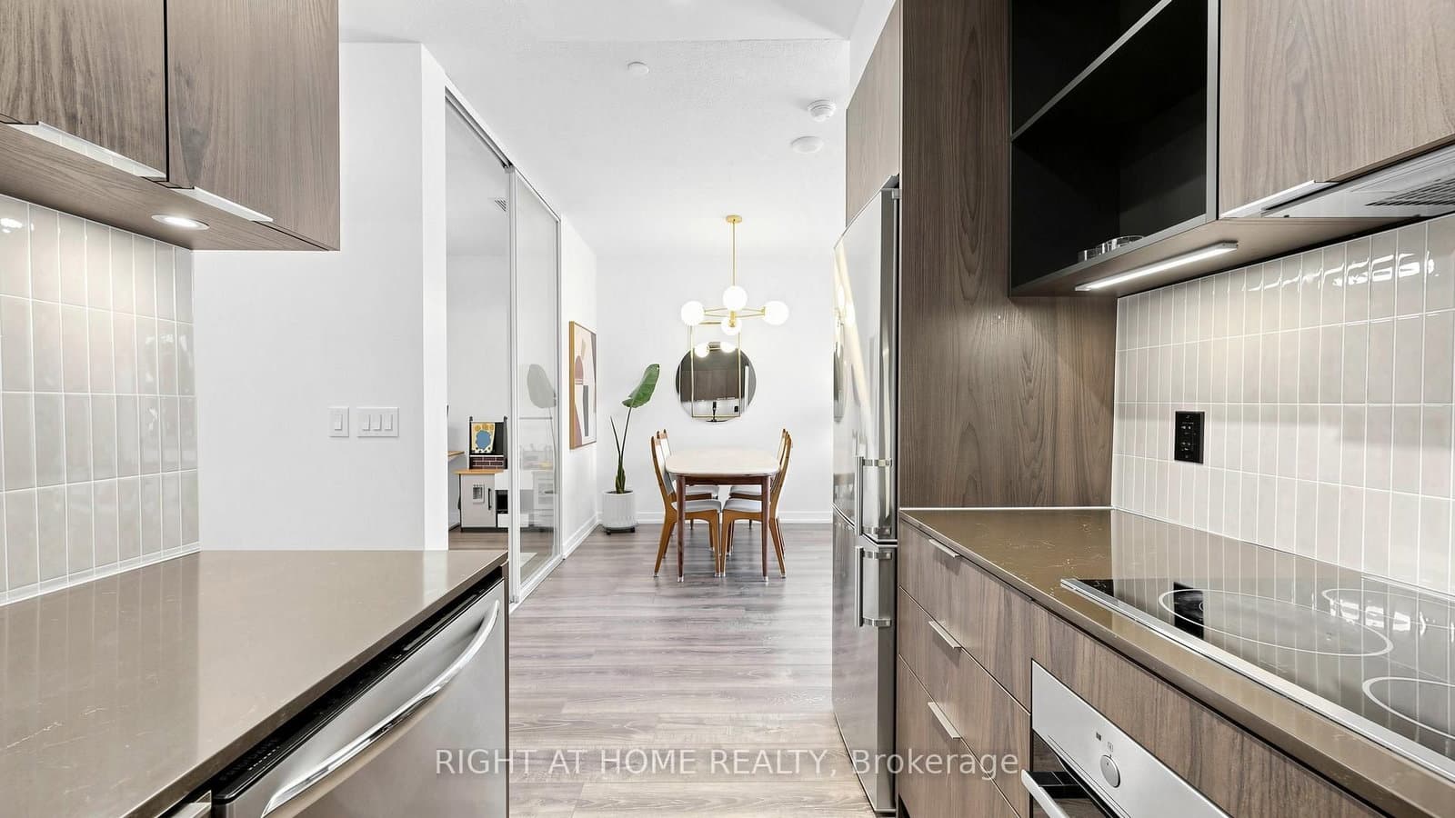 200 Sackville Street, Unit 714 thumbnail 9