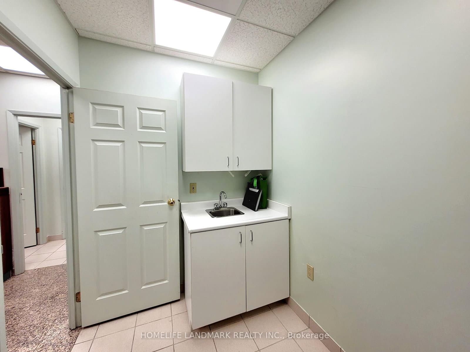 600 Sherbourne Street, Unit 706 thumbnail 8
