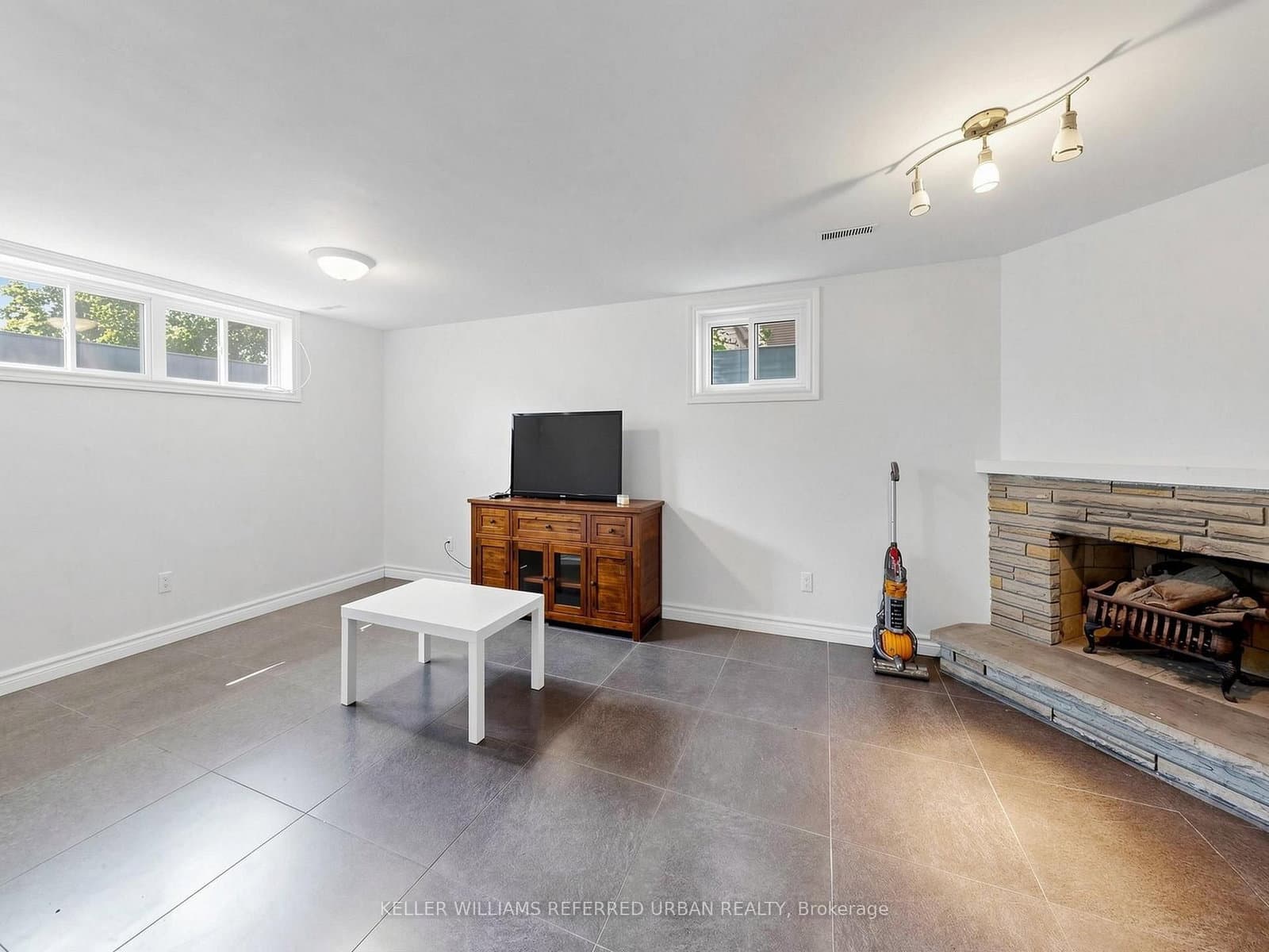32 Wycliffe Crescent thumbnail 35