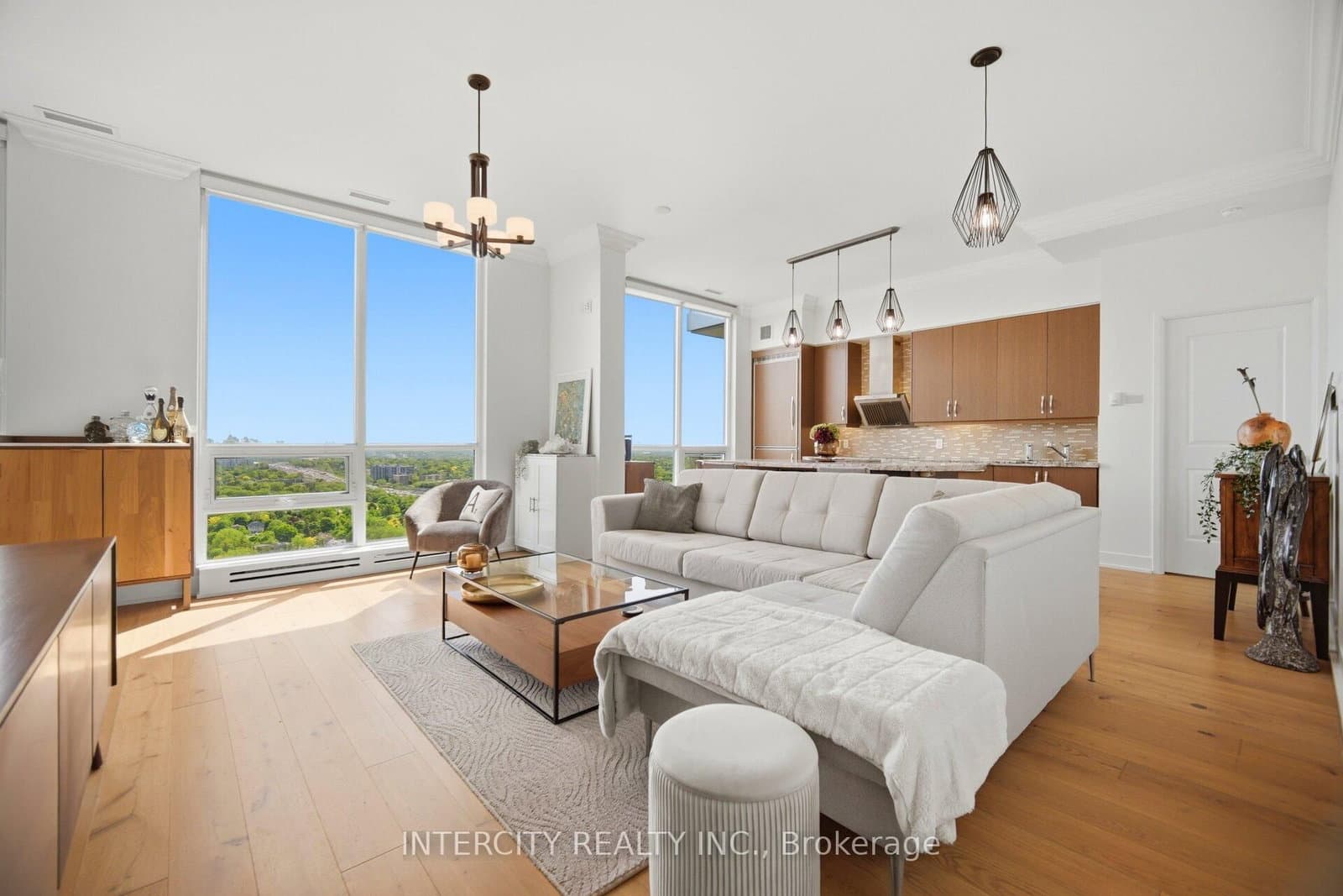 23 Sheppard Avenue E, Unit 3104 thumbnail 11