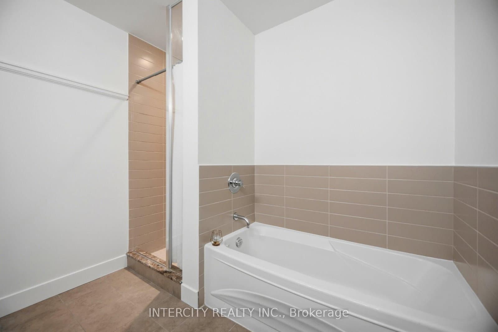23 Sheppard Avenue E, Unit 3104 thumbnail 22
