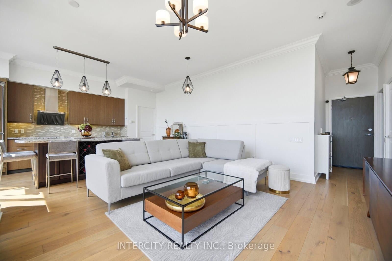 23 Sheppard Avenue E, Unit 3104 thumbnail 8