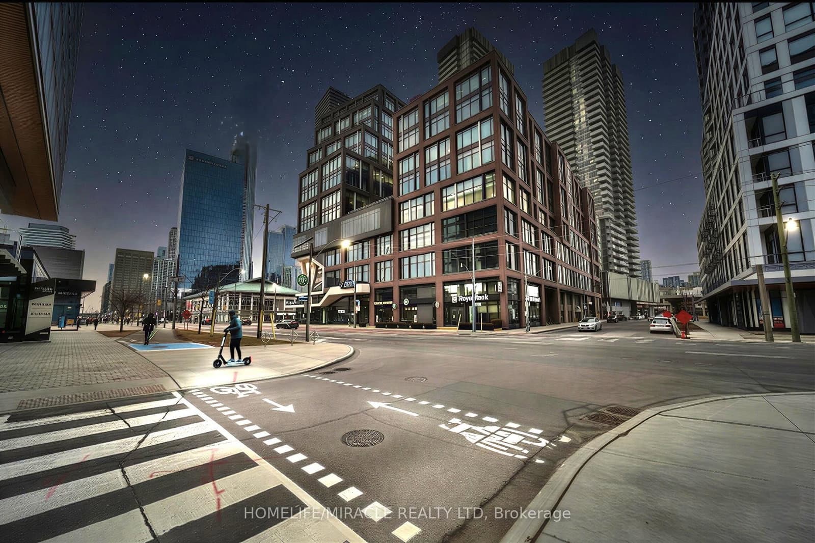 130 Queens Quay E, Unit 721 thumbnail 2