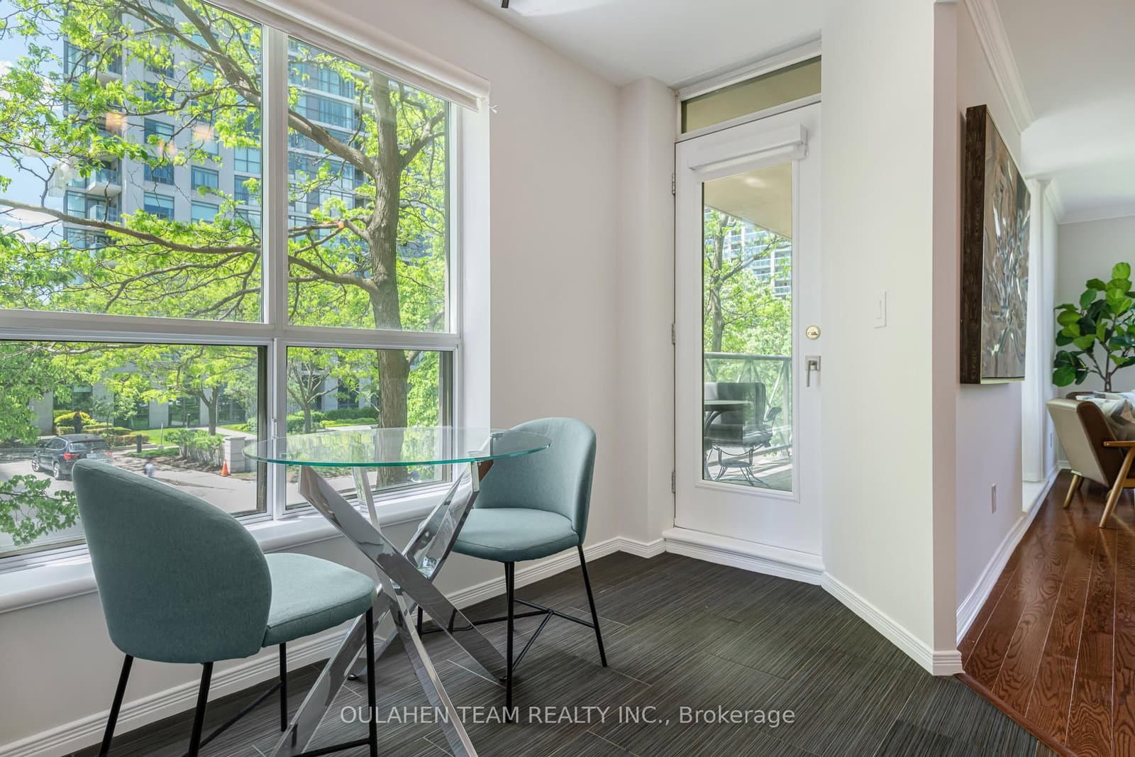 51 Harrison Garden Boulevard, Unit 202 thumbnail 11