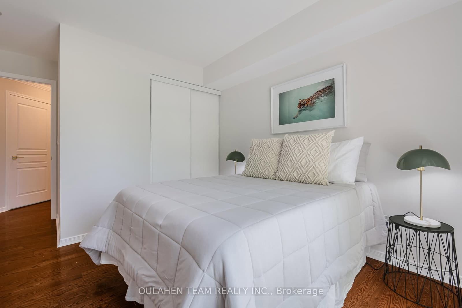 51 Harrison Garden Boulevard, Unit 202 thumbnail 20