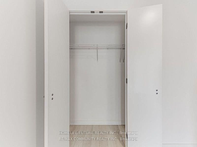 357 King Street W, Unit 3506 thumbnail 22