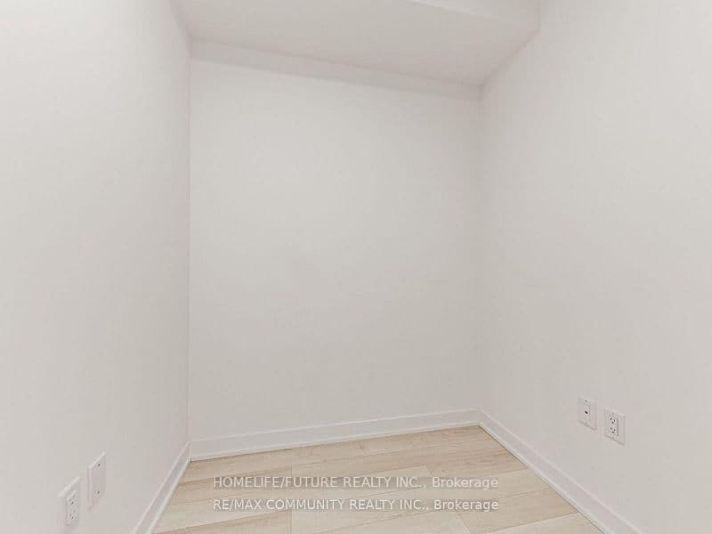 357 King Street W, Unit 3506 thumbnail 7