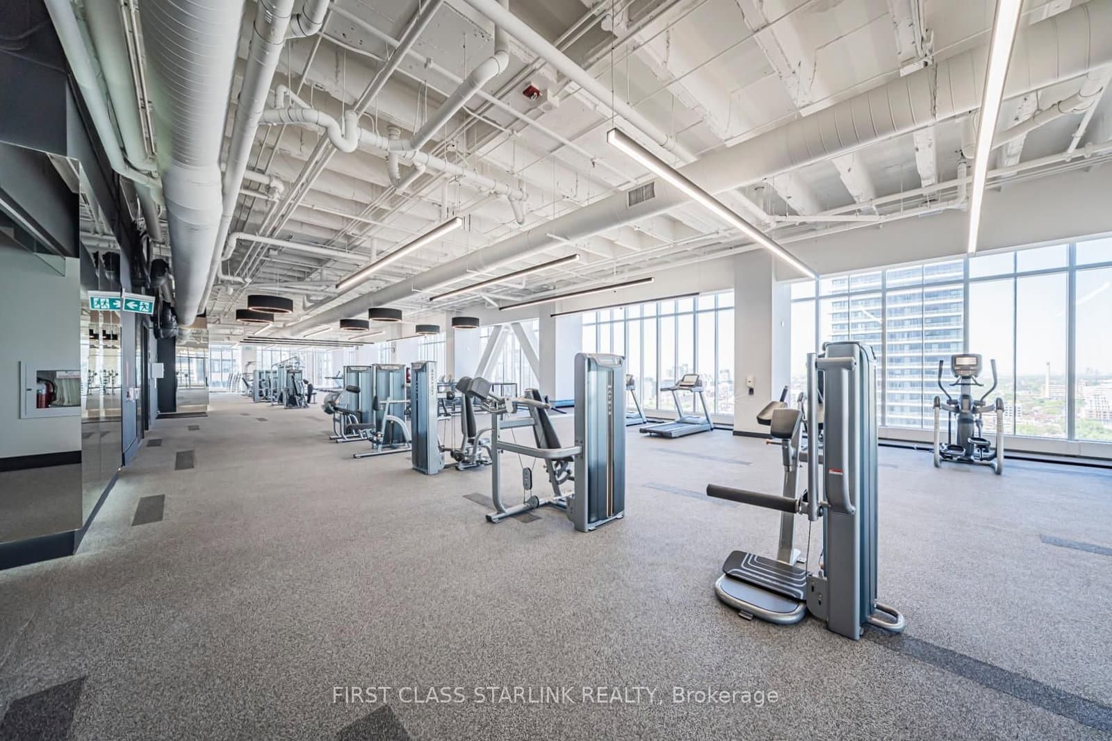 488 University Avenue, Unit 4802 thumbnail 30