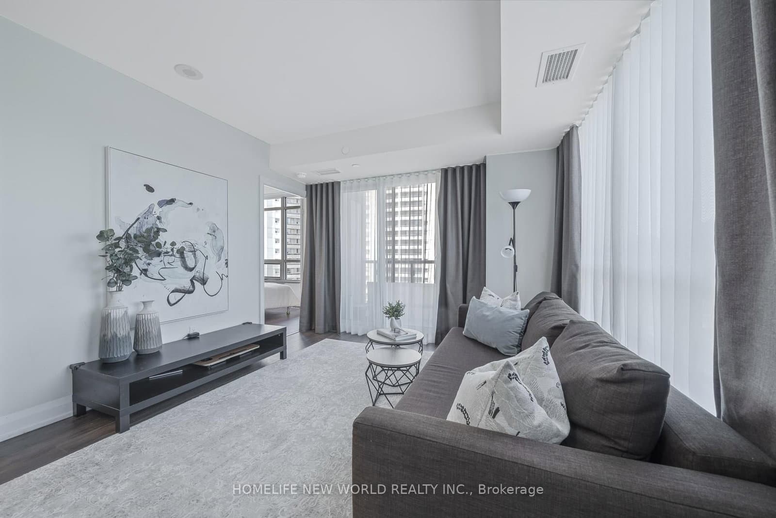 18 Graydon Hall Drive, Unit 809 thumbnail 12
