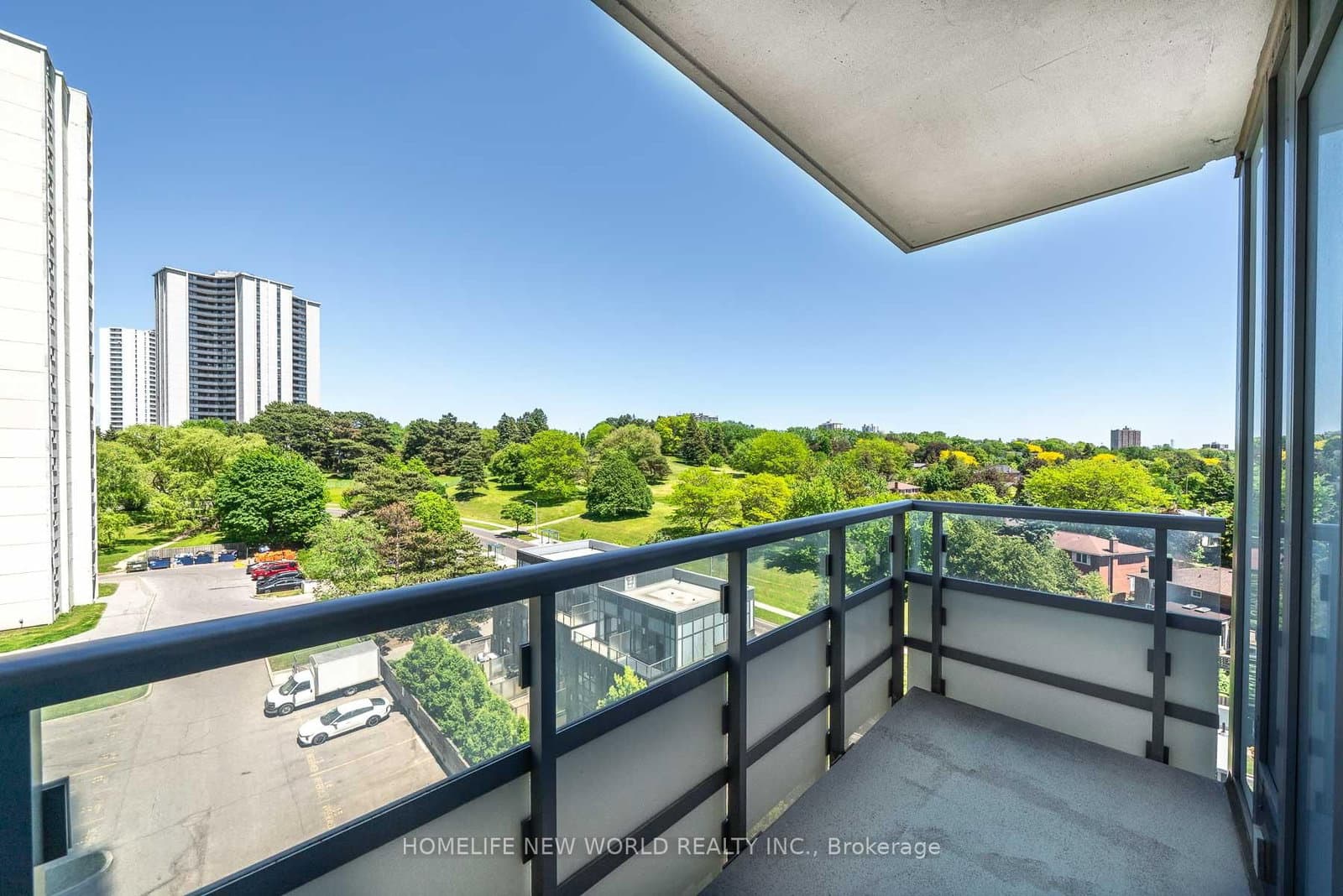 18 Graydon Hall Drive, Unit 809 thumbnail 22