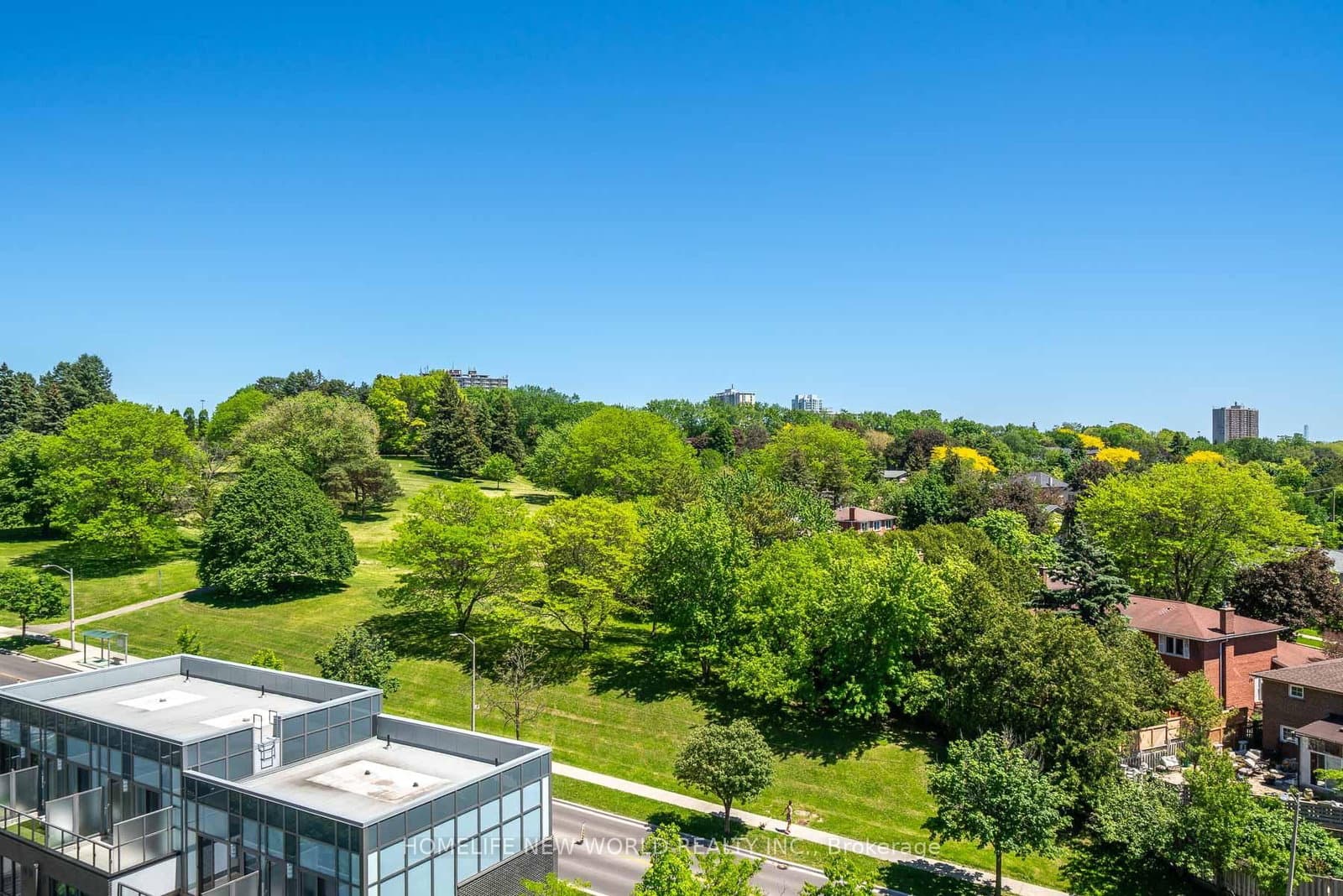 18 Graydon Hall Drive, Unit 809 thumbnail 23